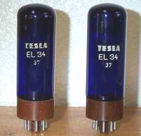 Eine blaue Tesla-EL34